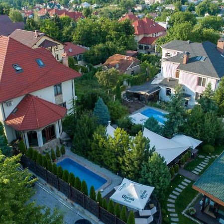 Diplomat Club Hotel Kišiněv Exteriér fotografie