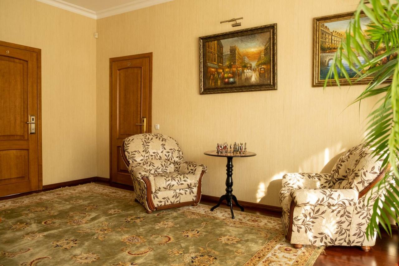 Diplomat Club Hotel Kišiněv Exteriér fotografie