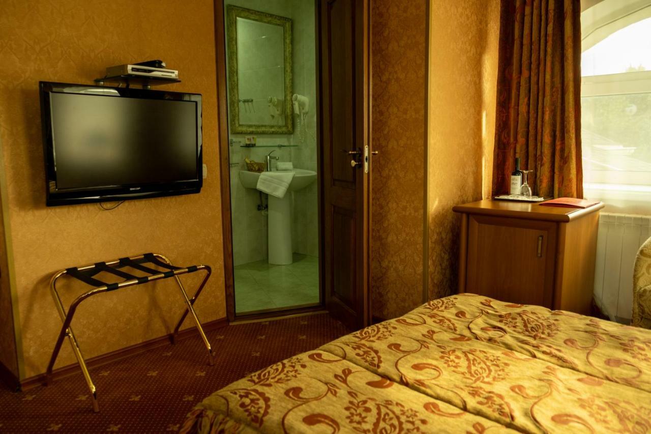 Diplomat Club Hotel Kišiněv Exteriér fotografie