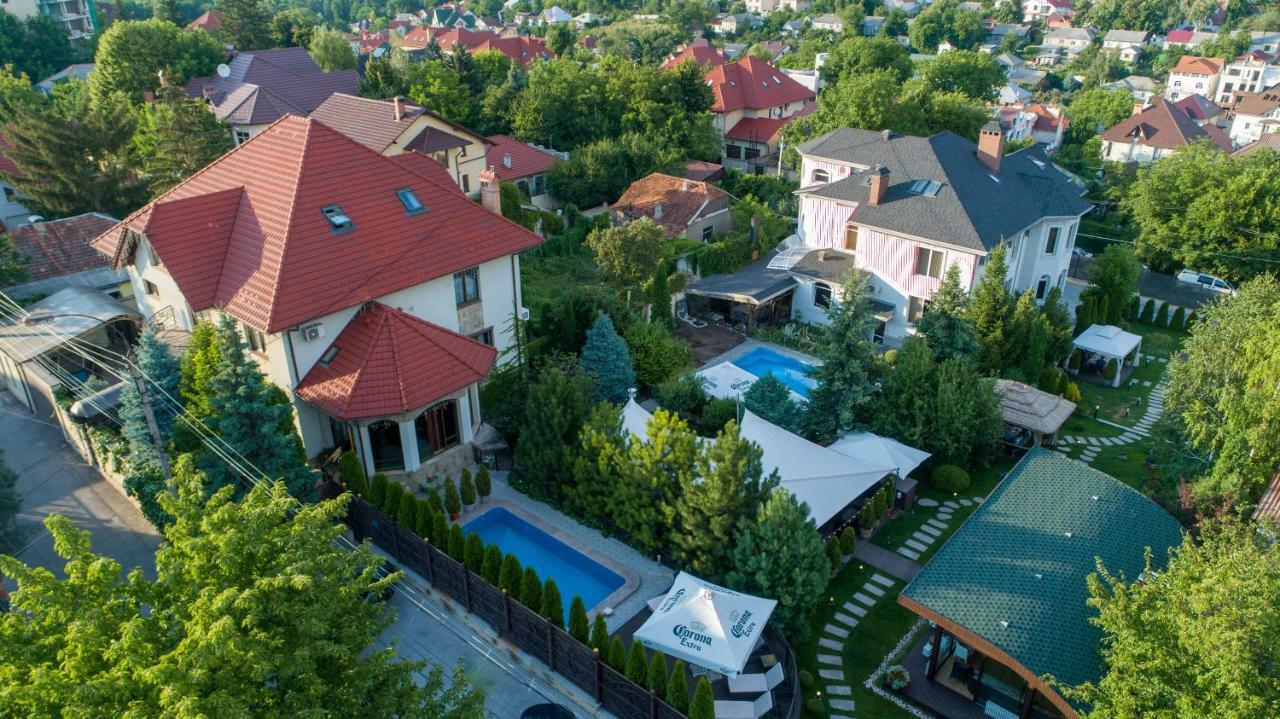 Diplomat Club Hotel Kišiněv Exteriér fotografie