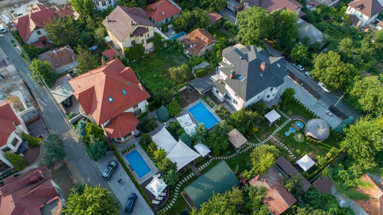Diplomat Club Hotel Kišiněv Exteriér fotografie