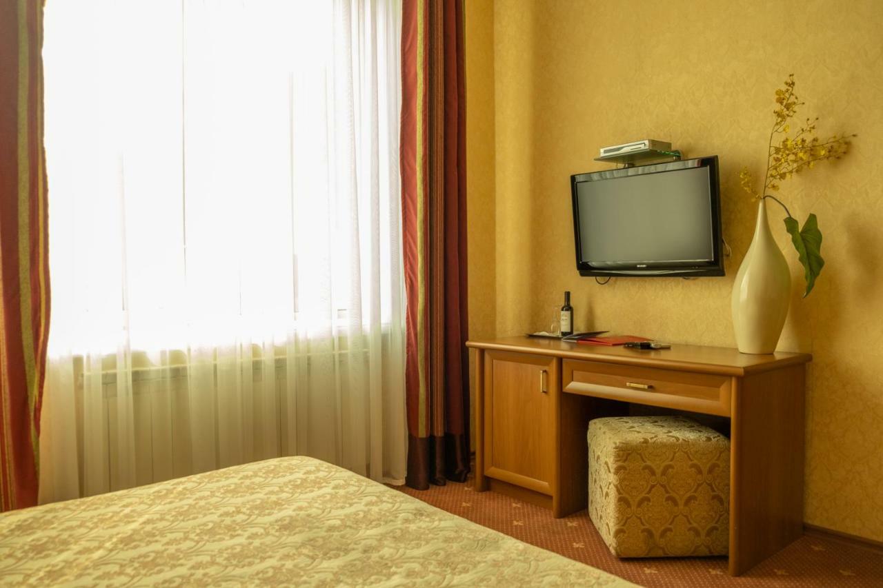 Diplomat Club Hotel Kišiněv Exteriér fotografie